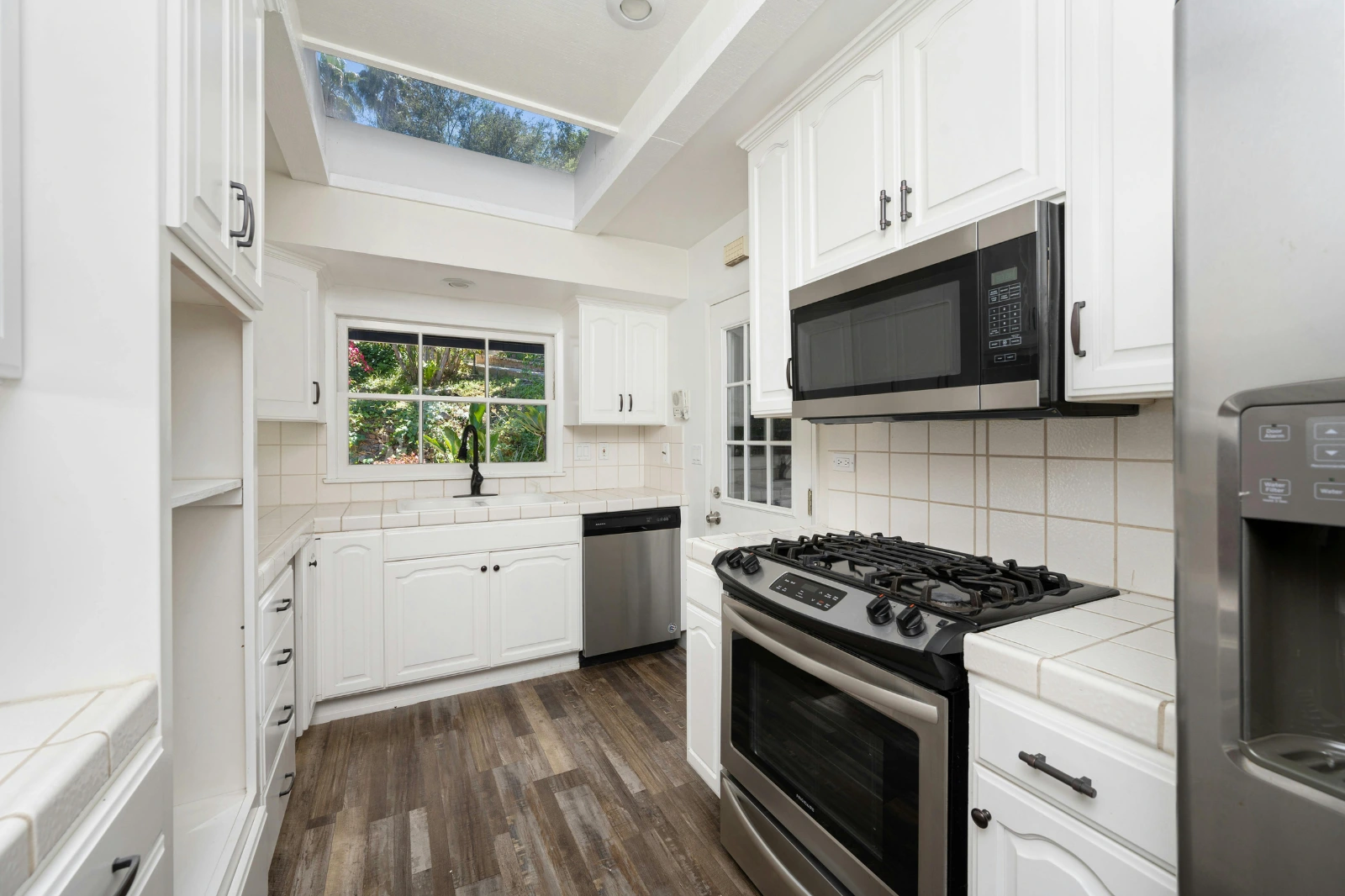 kitchen design service near me